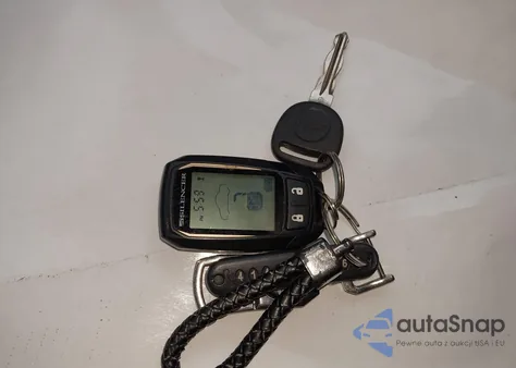 2010 Chevrolet Traverse Lt из США, поврежденный, VIN 1GNLRFED9AJ267187